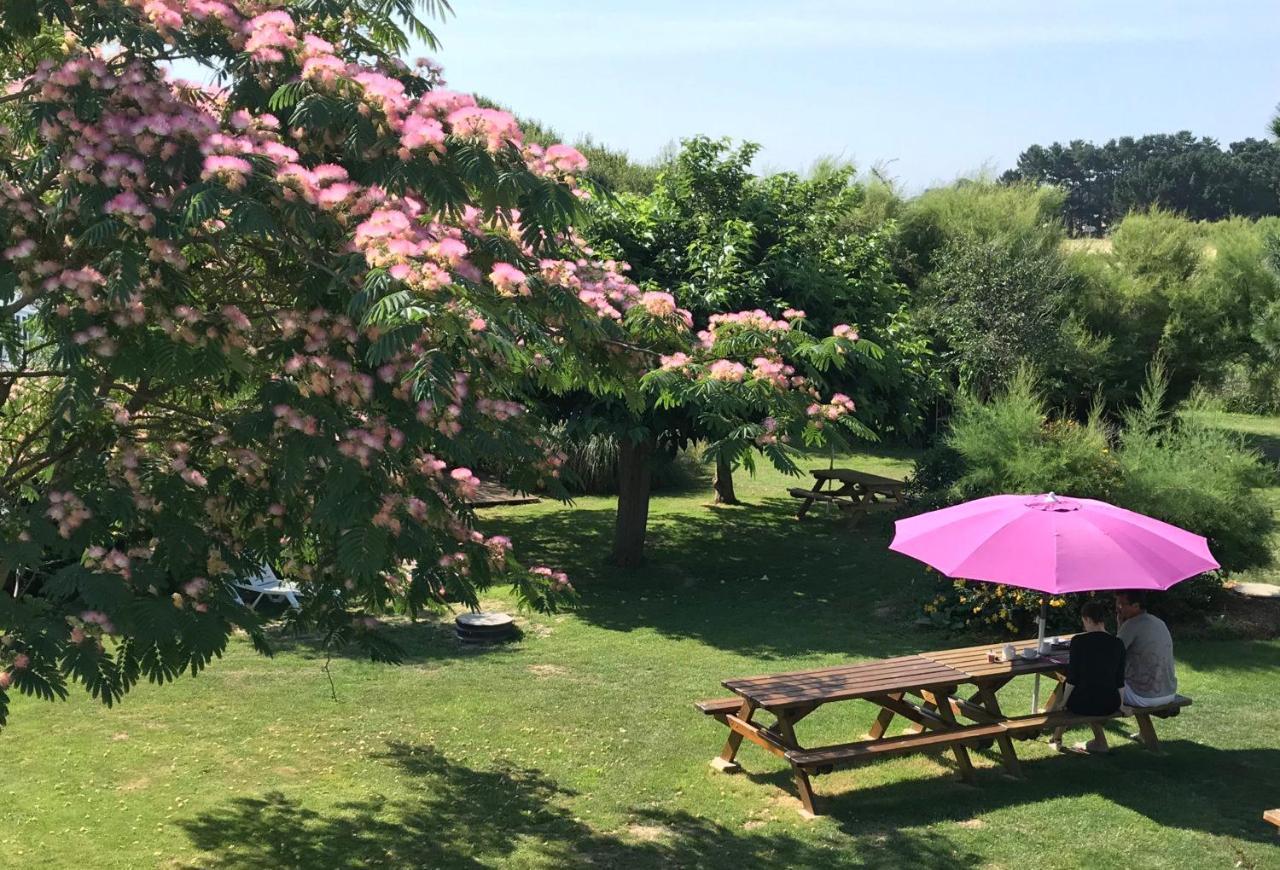 Hotel Aux Tamaris Sauzon Kültér fotó